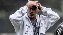 Foto: Ivan Storti/Santos FC/Divulgação - Bustos: problemas para definir o time contra o Coritiba