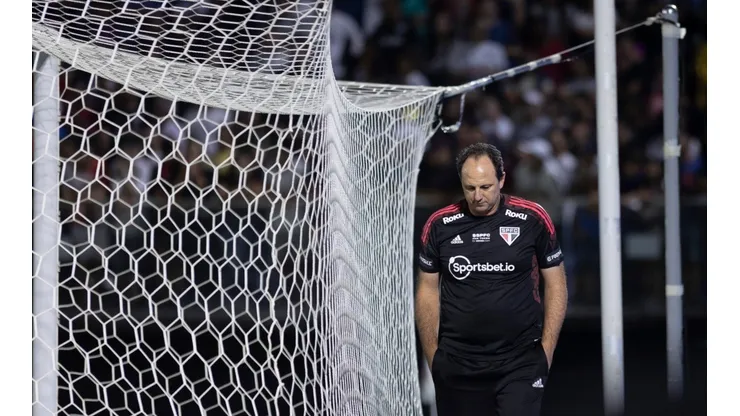 Diogo Reis/AGIF. Rogério Ceni aponta poucas mudanças no São Paulo em confronto contra ex-equipe