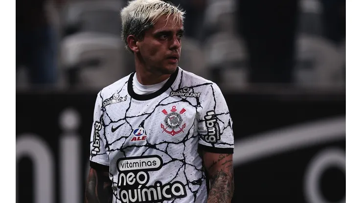 Foto: Ettore Chiereguini/AGIF - Fagner escapou "ileso" de fratura, mas Corinthians revelou outro lesionado nesta 6ª