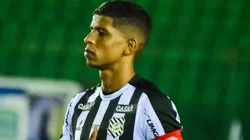 Foto: (R.Pierre/AGIF) - Oberdan deve ser uma das novidades do Figueirense para a próxima rodada da Série C