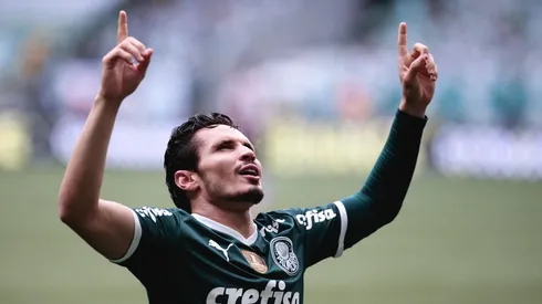 Ettore Chiereguini/AGIF - Veiga é comparado a Arrascaeta