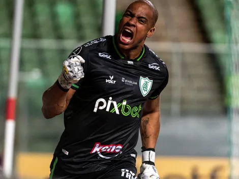 Jaílson prefere manter o mistério sobre futuro, mas afirma estar em casa no América: "Tudo dando certo" 