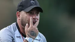 Foto: Pedro Souza / Atlético / Divulgação - Turco Mohamed: soma bons números no comando do Atlético