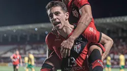 Foto: (Heber Gomes/AGIF) - Shaylon marcou um dos gols da vitória do Atlético-GO na Copa Sul-Americana nesta quarta (4)
