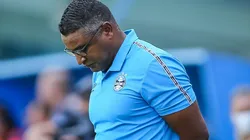 Foto: Pedro H. Tesch/AGIF - Roger (foto) pode perder Bruno Alves para jogão contra o Cruzeiro