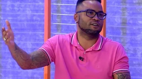 Carlos Alberto é comentarista do programa