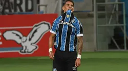 Foto: Maxi Franzoi/AGIF | Ferreira deve voltar a ficar à disposição de Roger no Grêmio a partir da 7ª rodada do BR22