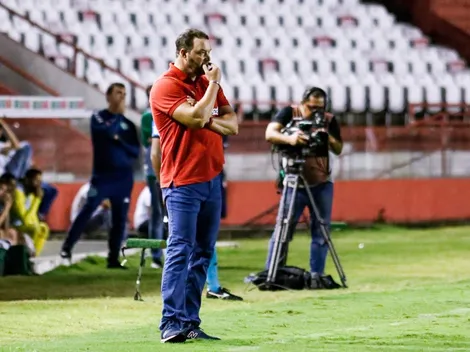 "Ponto importante"; após empate, Roberto Fernandes expõe o que faltou no Náutico contra o Guarani