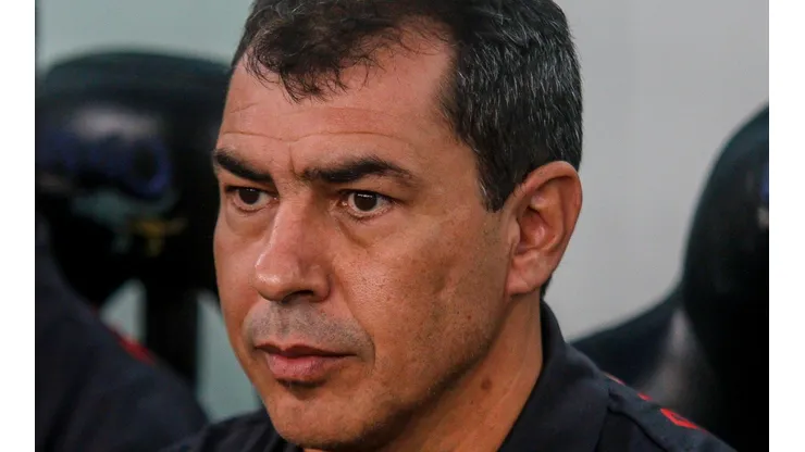 Após ser demitido de forma inesperada no Athletico, Carille não se intimida e desabafa