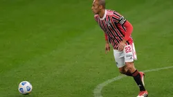 Miranda deve ser o capitão do São Paulo contra o Everton-CHI (Foto: Marcello Zambrana/AGIF)