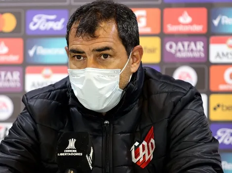 Perdeu a paciência! Carille detona atuação do Athletico e manda recado para o elenco