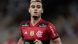 Foto: Jorge Rodrigues/AGIF - Andreas Pereira: meia do Flamengo entrou na mira do Palmeiras