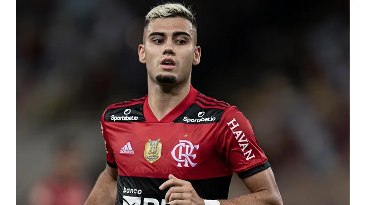 Foto: Jorge Rodrigues/AGIF - Andreas Pereira: meia do Flamengo entrou na mira do Palmeiras