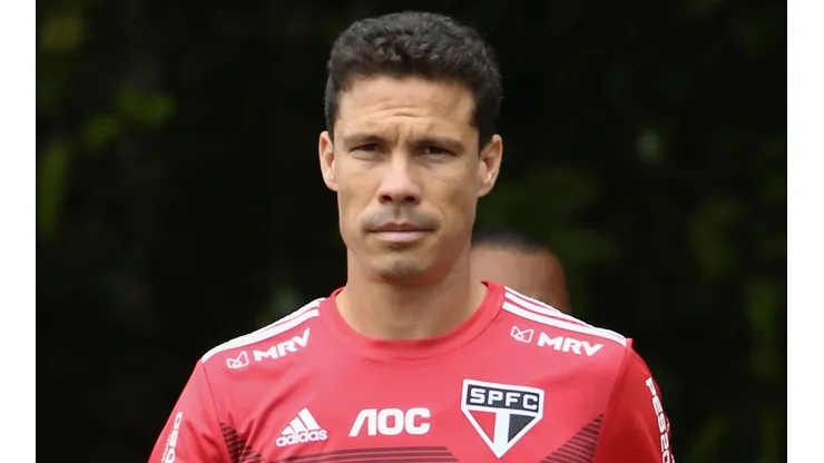 Foto: Marcello Zambrana/AGIF - Hernanes somou 3 passagens pelo Morumbi.