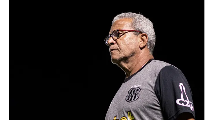 Jorge Rodrigues/AGIF/ "Jogo da vida de todos"; Hélio dos Anjos projeta dérbi após vitória da Ponte Preta.