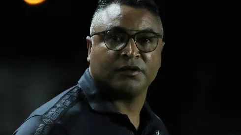 Foto: Joao Vitor Rezende Borba/AGIF | Roger Machado prometeu a camisa 10 a Bitello