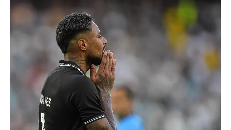 Foto: Thiago Ribeiro/AGIF | Diego Gonçalves pediu paciência a torcida do Botafogo após vaias