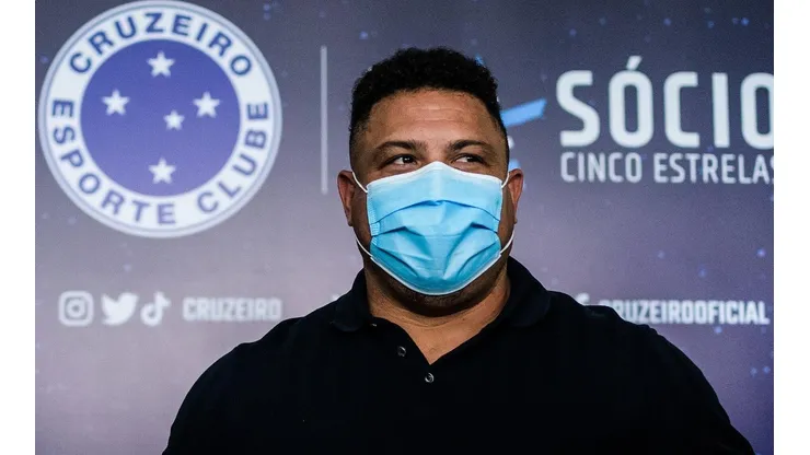 Comentarista alerta Ronaldo nos bastidores sobre renovação de promessa