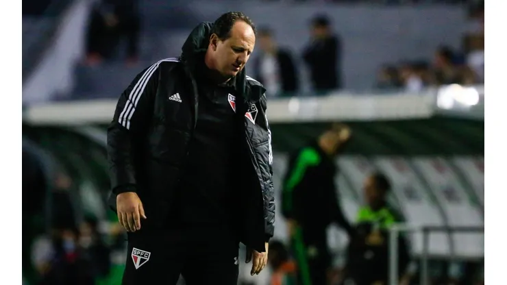 Luiz Erbes/AGIF - Ceni deve perder meia por boa parte da temporada.