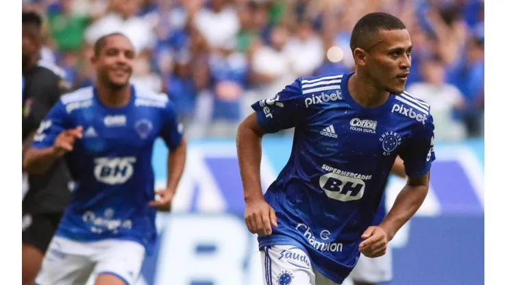 Fernando Moreno/AGIF - João Paulo em atuação pela Raposa.
