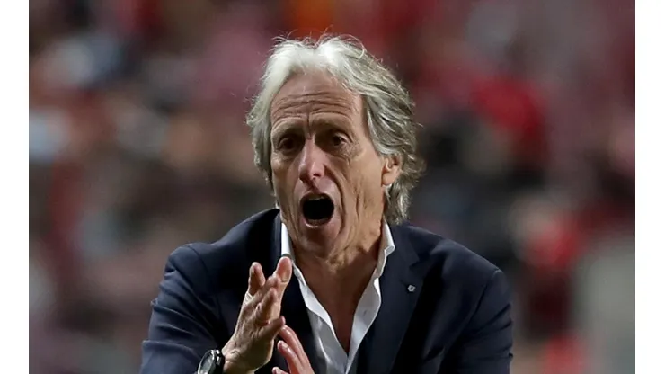 - Jorge Jesus está livre no mercado