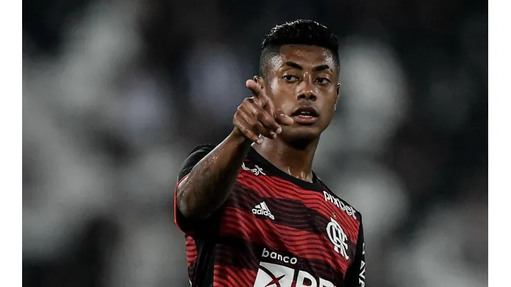 Bruno Henrique destaca retorno aos gramados após recuperar lesão