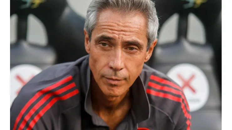 Gabriel Machado/AGIF - Paulo Sousa é defendido por Mauro Czar no Flamengo