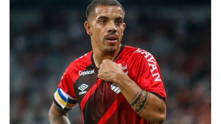 oto: Gabriel Machado/AGIF - Terans puxa fila e Athletico faz investimento alto no ataque