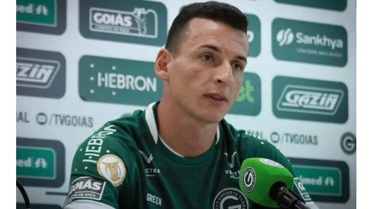 Foto - Rosiron Rodrigues (Goiás EC) - Sidimar durante apresentação.