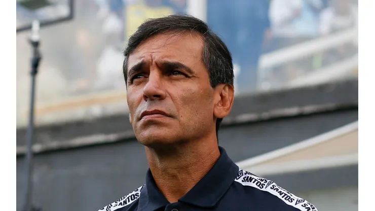 - Fabián Bustos é técnico do Alvinegro Praiano
