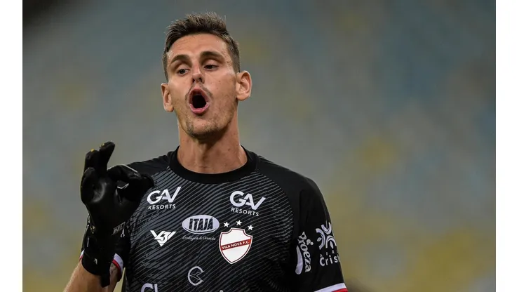 Foto: (Thiago Ribeiro/AGIF) - Georgemy é a grande novidade do Vila Nova para o próximo jogo da Série B