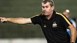 Diogo Reis/AGIF/ "Sentiu a pressão do estádio"; Tencati alfineta arbitragem em derrota para o Guarani.