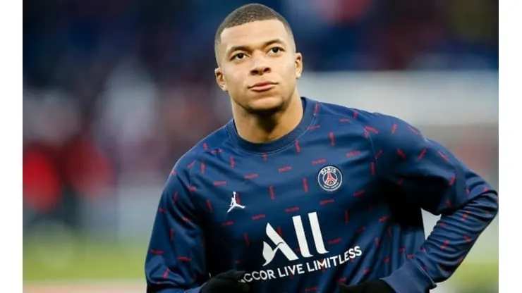 Foto: Antonio Borga/Eurasia Sport Images/Getty Images | Mbappé já teria decidido renovar com o PSG segundo a imprensa europeia