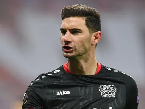 Saída de Alario do Leverkusen é iminente e Palmeiras é citado