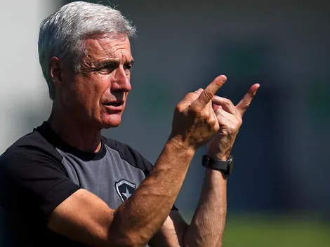 Luís Castro abre mão de defensor, que não faz parte do planos do Botafogo