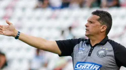 Foto: (Rafael Vieira/AGIF) - Claudinei Oliveira aprovou o desempenho do Operário Ferroviário apesar da derrota para o Grêmio