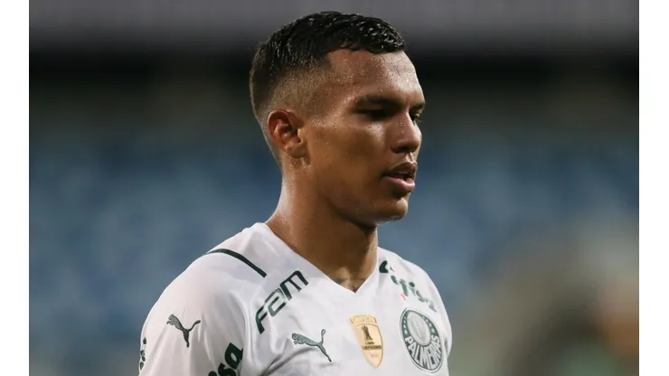 Foto: Gil Gomes/AGIF - Veron se destacou diante do Emelec.