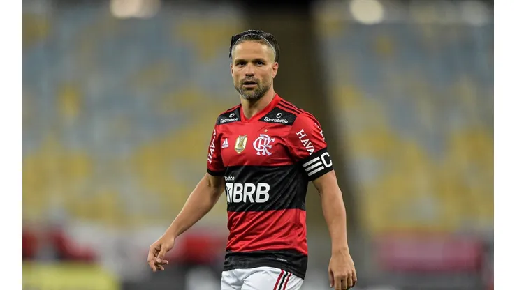 Thiago Ribeiro/AGIF - Polêmica de Diego vira problema no Flamengo