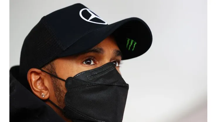 Dan Mullan/Getty Images/ "Para esquecer"; Hamilton desabafa sobre momento da Mercedes na temporada 2022.