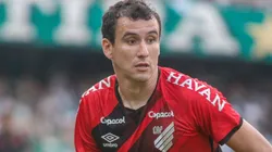 Athletico é derrotado na Liberta e Pablo é alvo de críticas: “Não tem a menor condição”