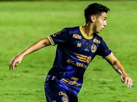 Roberto Fernandes não esconde o jogo e explica situação de Carpina no elenco do Náutico