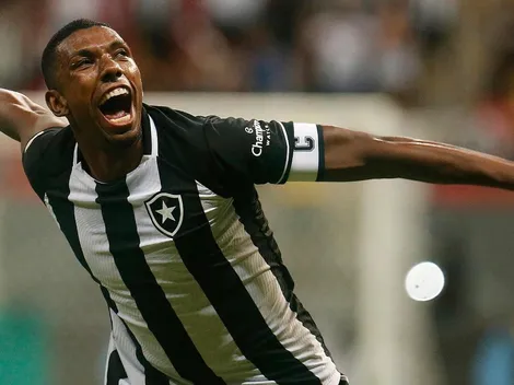 Portal revela detalhe que falta para John Textor renovar com Kanu