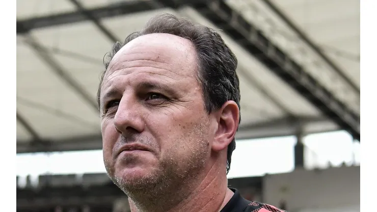 - Rogério Ceni é o atual técnico do SPFC