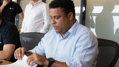 Ronaldo cogita construção de estádio para o Cruzeiro e expõe bastidores