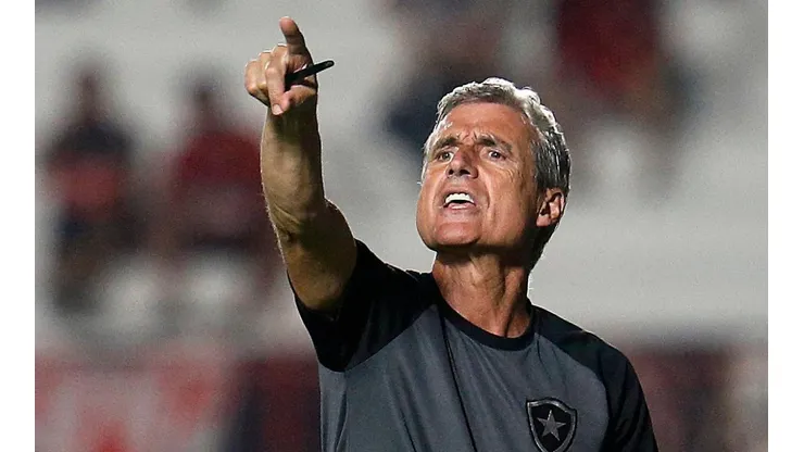 Gilmar Ferreira se rende a Luís Castro e aponta ponto forte do Botafogo: "Não tem medo"