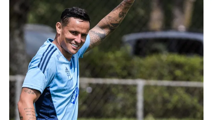 Foto: Gustavo Aleixo/Cruzeiro/Divulgação - Edu: pode ser novidade contra o Londrina