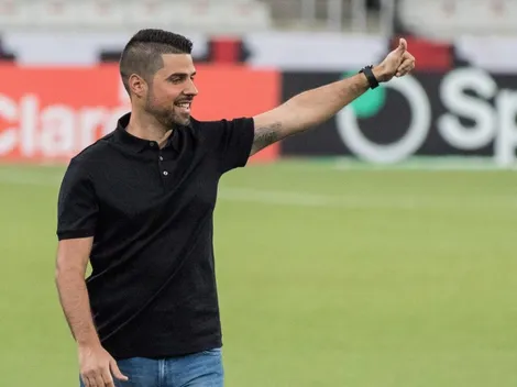 "Que baita jogador"; Reforço aprovado por A. Oliveira no Athletico cai nas graças da torcida