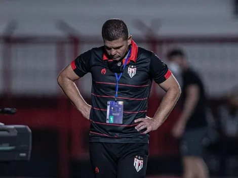 Louzer lamenta empate diante do Botafogo e justifica mudanças feitas no Atlético-GO
