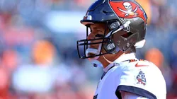 Mike Ehrmann/Getty Images/ Tom Brady e Tampa Bay Buccaneers chegam a um acordo para reconstrução salarial.