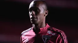 Miranda tem atuado menos nessa temporada no São Paulo (Foto: Ettore Chiereguini/AGIF)